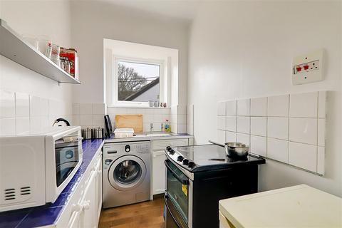 2 bedroom flat for sale, 136 Heene Road, Worthing BN11