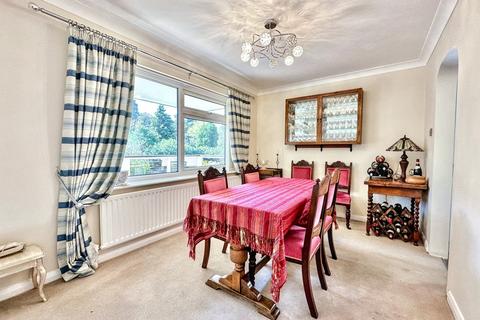 3 bedroom flat for sale, Canford Cliffs