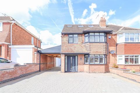 4 bedroom semi-detached house for sale