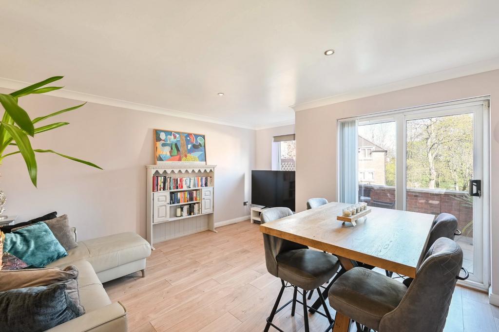 Apartment in York - View 2