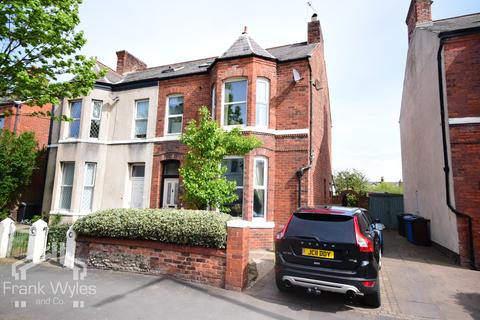 7 bedroom semi-detached house for sale, St Andrews Road South, St Annes on Sea, Lancashire
