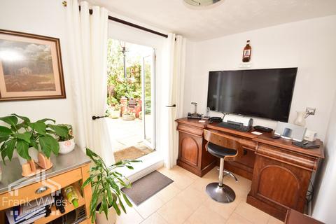 7 bedroom semi-detached house for sale, St Andrews Road South, St Annes on Sea, Lancashire