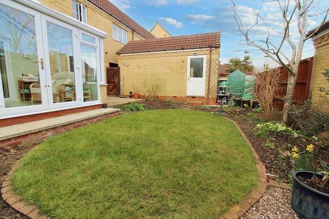 30 Mallard Close, Shefford, SG17 5YS