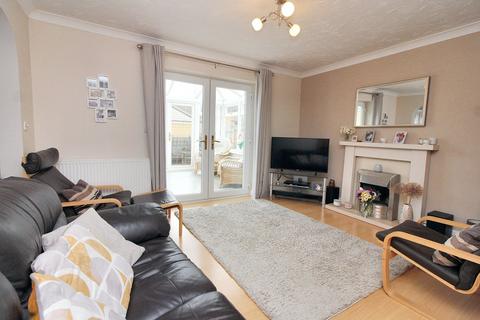 30 Mallard Close, Shefford, SG17 5YS