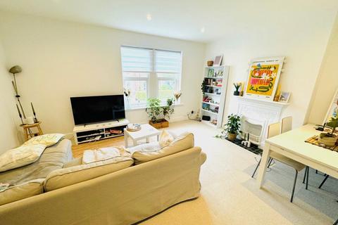 2 bedroom flat to rent, Spitalfield Lane, Chichester