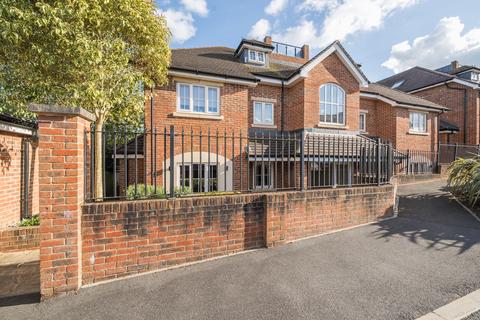 10 Carroll Place, Guildford, GU2 7AS