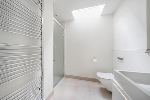 10 Carroll Place, Guildford, GU2 7AS