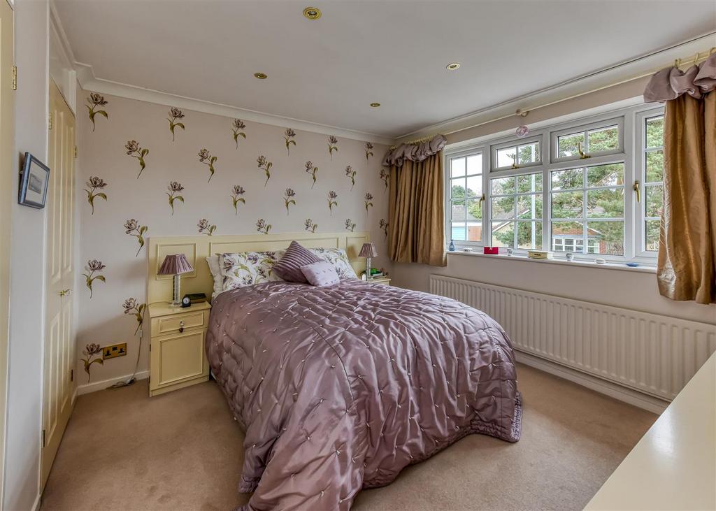 10 Chestnut Drive-Bedroom 1.jpg