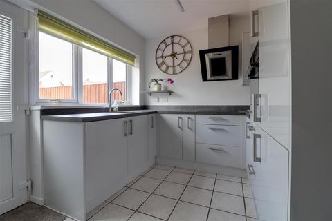 26 Brattswood Drive, Church Lawton, Stoke-on-trent, ST7 3EJ