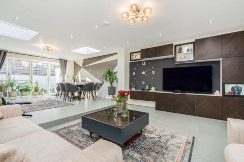 5 bedroom townhouse for sale, Honeyman Close, Brondesbury Park, NW6