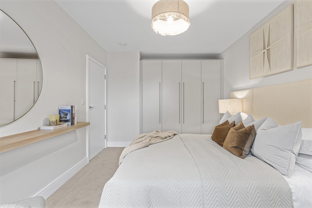 E13 show home