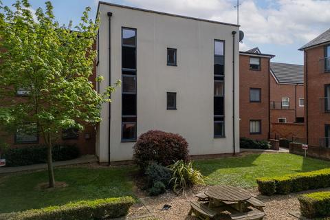 2 bedroom apartment for sale, Irving Path, Aylesbury HP19