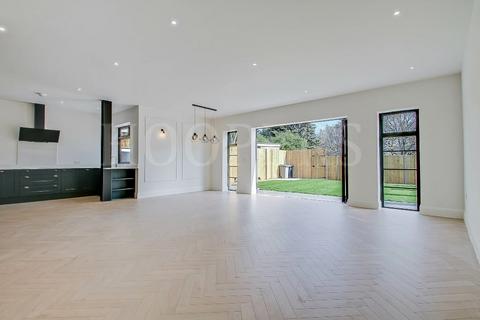 undefined, Kinloch Drive, London, NW9