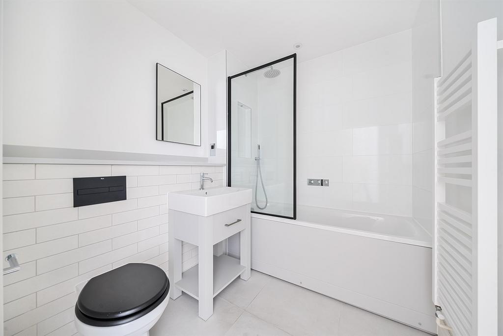 Family bathroom