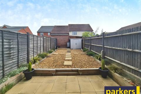 15 Elk Path, Three Mile Cross, Reading, RG7 1WE