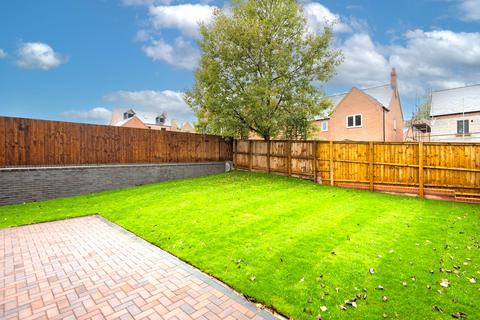 3 bedroom semi-detached house for sale, Ankerbold Road, Chesterfield S42