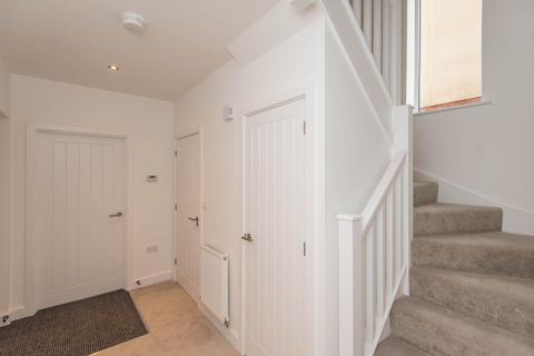 3 bedroom semi-detached house for sale, Ankerbold Road, Chesterfield S42
