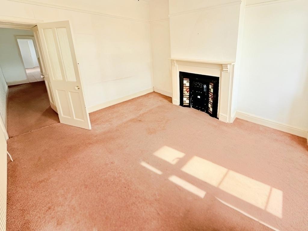 Pbox-living room-265599.jpg