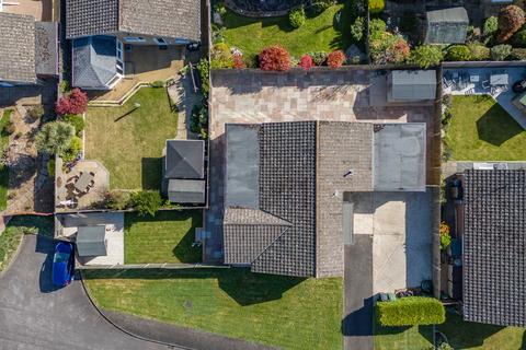 9 Tanners Way, Oakley, Basingstoke, RG23 7AE