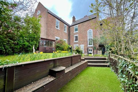 3 bedroom apartment for sale, Castle Chare, Durham DH1