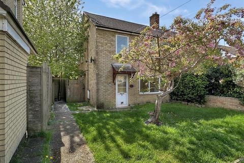 9 Macaulay Avenue, Great Shelford, Cambridge, CB22 5AE