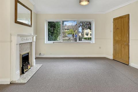 9 Macaulay Avenue, Great Shelford, Cambridge, CB22 5AE
