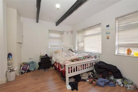 35 Bentley Grove, Leeds, LS6 4AT