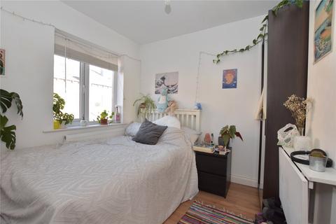 35 Bentley Grove, Leeds, LS6 4AT