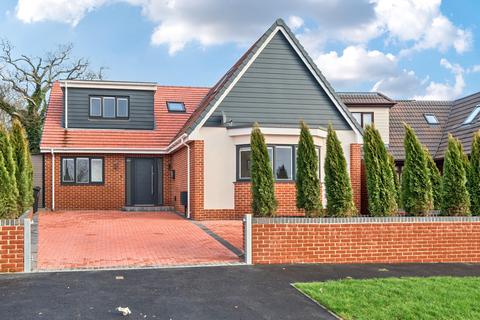 3 bedroom detached house for sale, Testlands Avenue, Nursling, Southampton, SO16