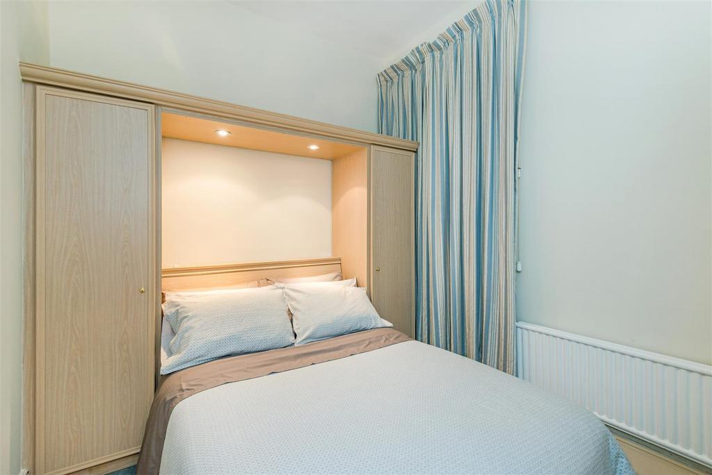Bedroom.jpg