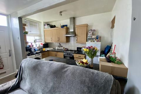 2 bedroom terraced house for sale, Boldshay Street, Bradford, BD3