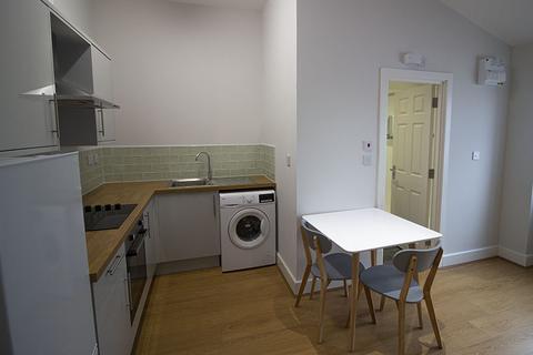 undefined, Flat 3, 142a Mansfield Road, Nottingham, NG1 3HW