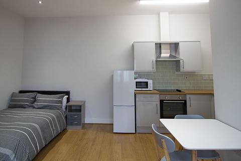 undefined, Flat 3, 142a Mansfield Road, Nottingham, NG1 3HW