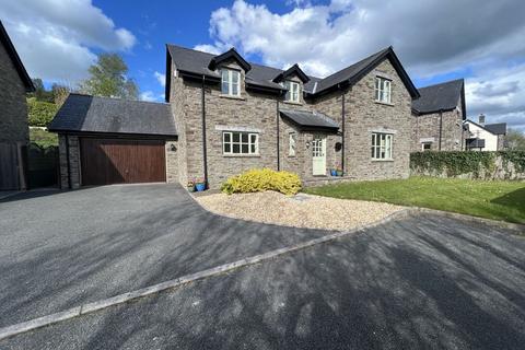 6 Cambrian Close, Brecon, LD3 7BF