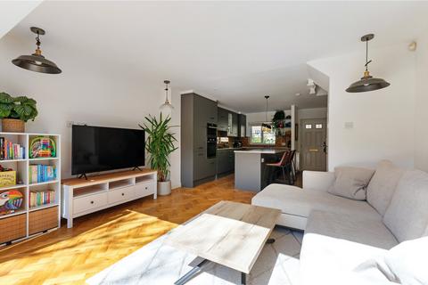 12 Jackson Close, London, E9 7ER