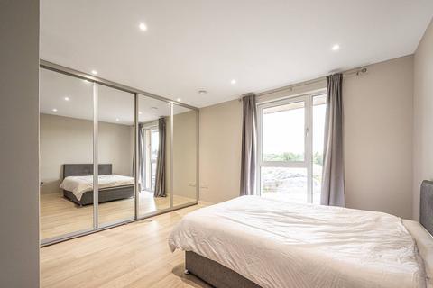 Moorhen Drive, Hendon, London, NW9