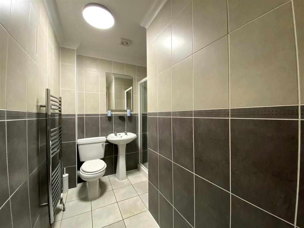 Shower room.jpg