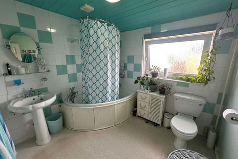 13 Birling Place, Corby, NN18 0LZ