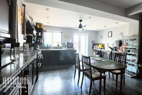 185 Sheffield Road, Woodhouse Mill, Sheffield, S13 9ZB