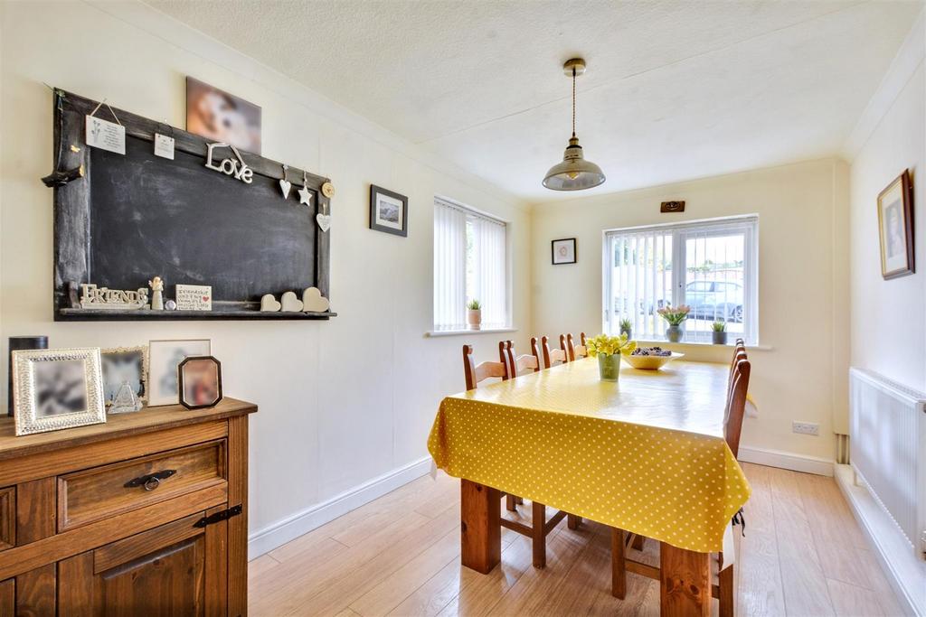Dining Room 2.jpeg