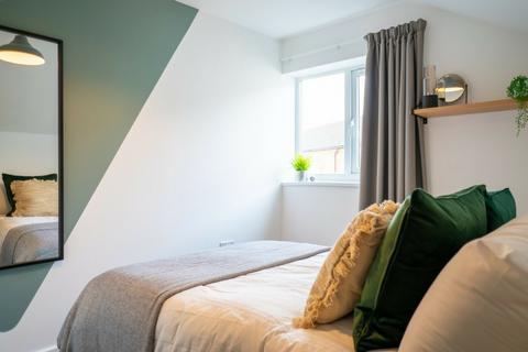 6 bedroom house to rent, ASHFIELD ROAD, Manchester M13