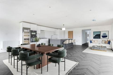 5 bedroom detached house to rent, Barn Farm, Wickford