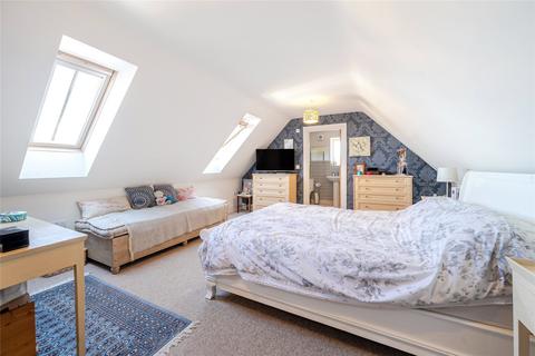 4 bedroom house for sale, The Elms, Silverstone, Towcester, Northamptonshire, NN12