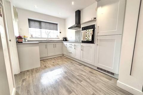 42 Ardsley Road, Worsbrough, Barnsley, S70 4RJ
