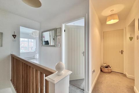 42 Ardsley Road, Worsbrough, Barnsley, S70 4RJ