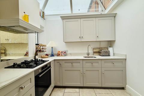 7 Brook Street, Benson, Wallingford, OX10 6LQ