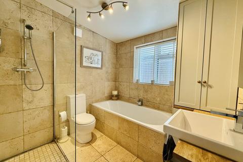 7 Brook Street, Benson, Wallingford, OX10 6LQ
