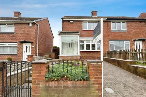 2 bedroom semi-detached house to rent, Rennie Road, Sunderland