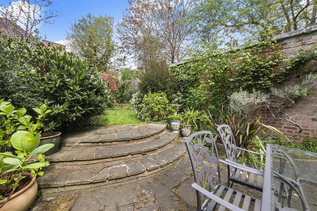 Garden(6).jpg