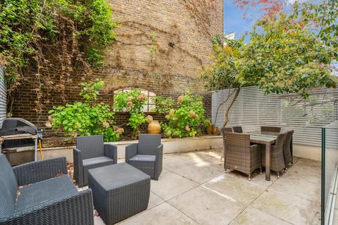 2 bedroom flat for sale, Cresswell Gardens, London, SW5